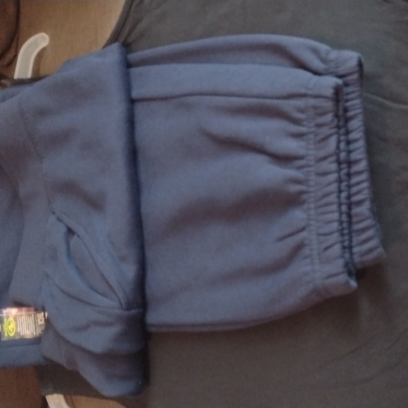 Cherry T.Shirt And Joggers With Earrings New - Picture 8 of 12